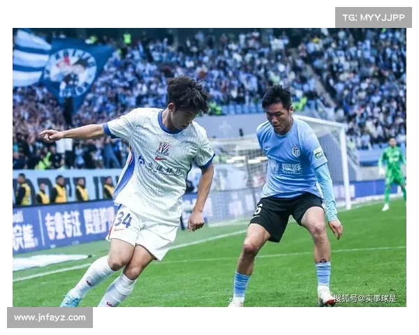 大连英博对阵上海申花全场战绩回顾及比赛关键点分析